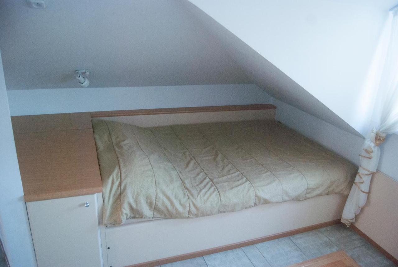 Nette Hotel Pärnu Kamer foto